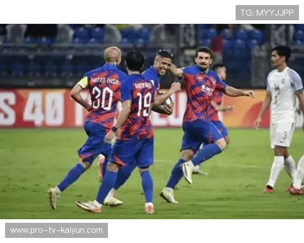 柔佛新山强势反击，3-1逆转上海申花，延续不败纪录，宜昌余海波