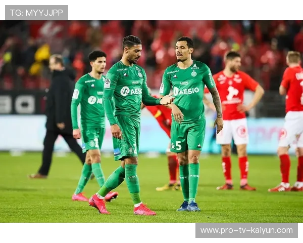 法甲激烈争夺，专家细讲战术创新如何在比赛中取得突破，战术创新的方法有哪些