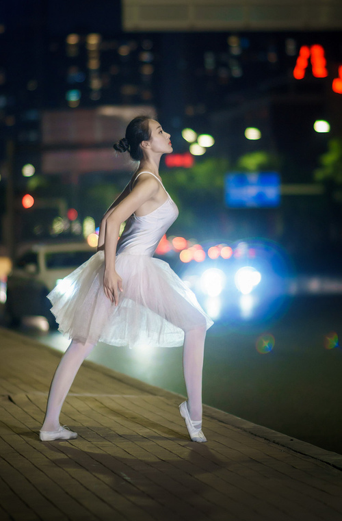 开云在线入口-场上球员对节奏变化的即时反馈机制,球队节奏