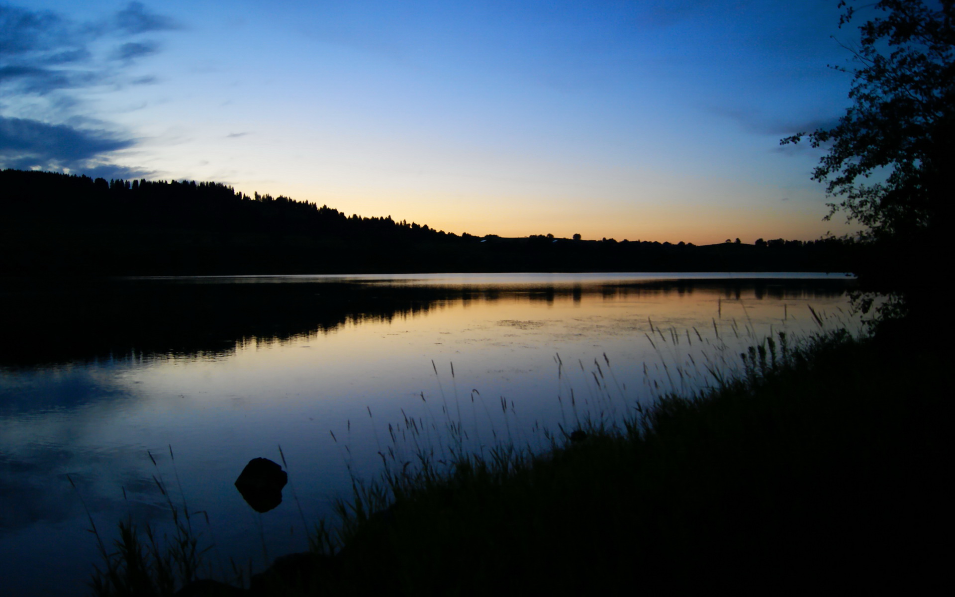 开云体育app下载-校园足球联赛首次实现省际直播观众互动踊跃,校园足球直播平台